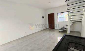 Imagem 2: Sobrado à venda em Caraguatatuba, Estância Balneária Hawai, com 2 quartos, 70m²