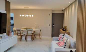 Imagem 2: Luxo e Conforto com 3 suítes, sendo 1 master e varanda gourmet na Ponta Verde !!!