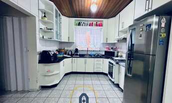 Imagem 3: Casa à venda em São José dos Pinhais, Costeira, com 2 quartos, 160m²