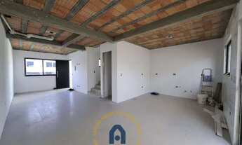 Imagem 2: Sobrado à venda em São José dos Pinhais, Cruzeiro, com 3 quartos, 130m²