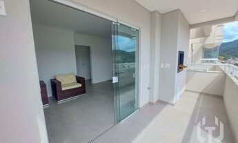 Imagem 3: Apartamento de dois dormitórios com vista para o mar no Centro de Itapema