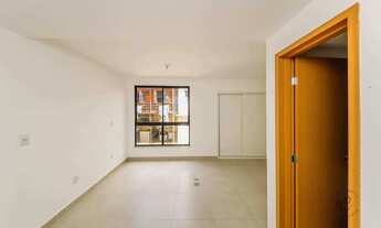 Imagem 2: Studio no centro com vaga de moto