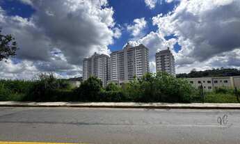 Imagem: Terreno com 480m2 em área comercial