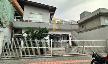 Imagem: Casa à venda em Balneário Camboriú, Municípios