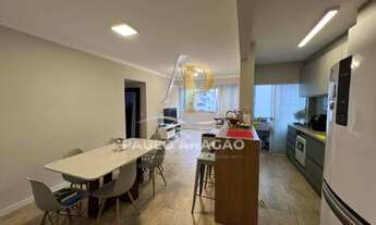 Imagem 2: Apartamento à venda, no Edifício Laryane, em Balneário Camboriú, Centro, com 2 quartos, 75