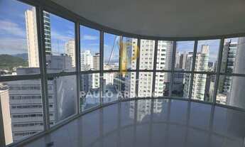 Imagem 2: Apartamento de alto padrão à venda, no Lê Majestic FG, em Balneário Camboriú, Centro, com