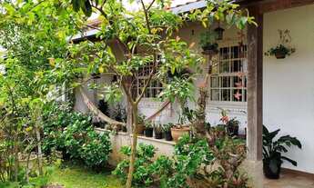 Imagem 2: Casa à venda em Nova Friburgo, Nova Suíça, com 3 quartos, 163m²