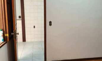 Imagem 5: Vendo Casa no Jardim Califórnia com 1 quarto, sala, cozinha e banheiro