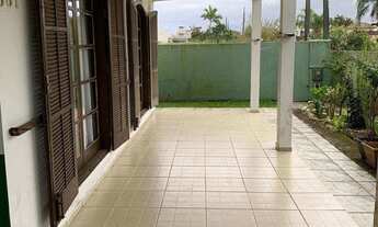 Imagem 5: Casa à venda em Guaratuba, Balneário Coroados, com 3 quartos, 720m²