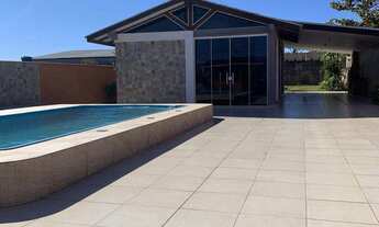 Imagem 2: Casa com Piscina e Sistema Solar a 140m da Praia – Guaratuba/PR