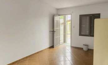 Imagem 2: Casa à venda em Porto Alegre, Vila Nova, com 2 quartos, 70,00m²