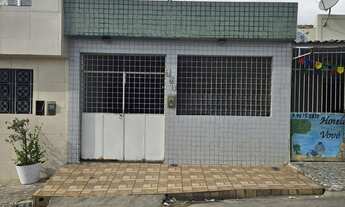 Imagem: Casa com excelente localização na rua