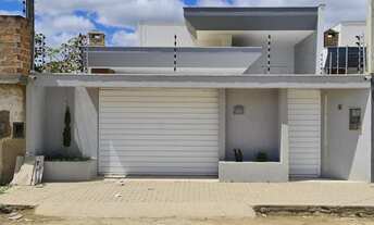 Imagem: Belíssima casa disponível para venda no