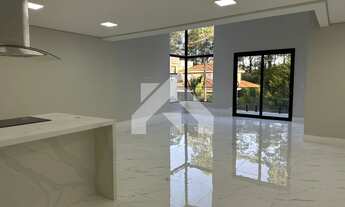 Imagem: Casa de Condomínio em Aldeia da Serra