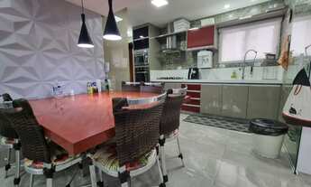 Imagem 6: Praia de Pitangueiras - Calçadão - Alto padrão - Totalmente reformado e finamente decorado