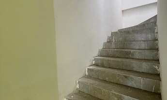 Imagem 7: Galpão disponível para locação na rua paralela com a Av. Leão Dourado