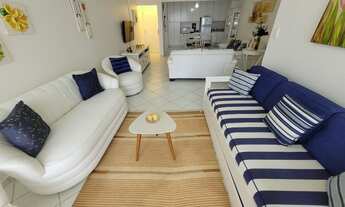 Imagem 2: PITANGUEIRAS – UMA QUADRA DA PRAIA, MARAVILHOSO APTO TOTALMENTE REFORMADO E DECORADO, COM