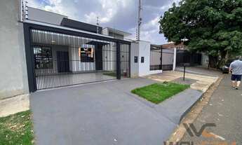 Imagem 2: Maravilhosa Casa No Jardim Copacabana em Maringá