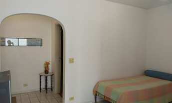 Imagem 3: PITANGUEIRAS- CALÇADÃO , AMPLO APARTAMENTO COM VAGA DE GARAGEM NO PRÉDIO