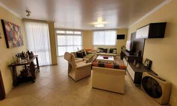 Imagem 2: APARTAMENTO AMPLO COM 3 SUÍTES E PEQUENA VISTA PARA O MAR