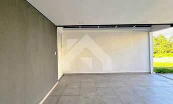 Imagem 3: Casa de Condomínio à Venda em Sítio do Rosário, Santana de Parnaíba