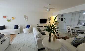 Imagem 4: PITANGUEIRAS – UMA QUADRA DA PRAIA, MARAVILHOSO APTO TOTALMENTE REFORMADO E DECORADO, COM