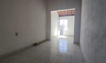 Imagem 7: Casa nas Rendeiras, perto da avenida principal, escriturada, ótima localização