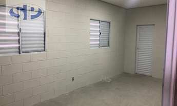 Imagem 7: Galpão em Vila Nova Bonsucesso - Guarulhos com 544m² à locação por R$15.000 - 4 docas, sal