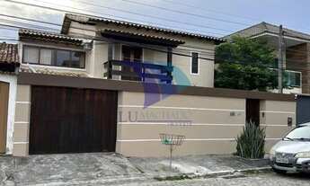 Imagem 2: COD 1748 - Charmosa Casa Duplex com Amplo Quintal e Sauna – Cabo Frio