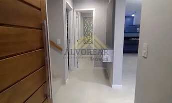 Imagem 3: Sobrado em condominio com vista de frente pra a pedra grande