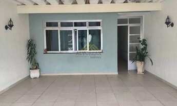 Imagem 2: Lindo Sobrado com Edícula – 2 Suítes e 2 Vagas