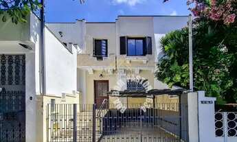 Imagem: Sobrado localizado na Rua Bom Pastor, Ipiranga