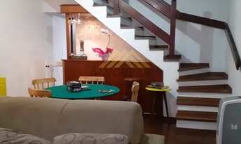 Imagem 3: Sobrado Impecável com 3 Dormitórios e Charme Inaualável!