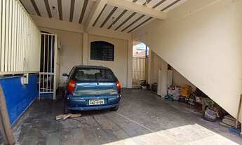 Imagem: Casa com 2 quartos mais dois apartamentos