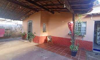 Imagem: Casa Ampla com 3 quartos no Bairro Cidade