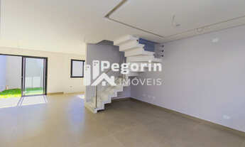 Imagem 2: Sobrado com 04 quartos uma suíte e terraço