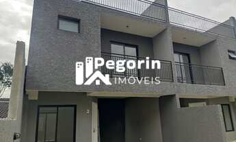 Imagem: Sobrado em Santa Cândida, Curitiba/PR