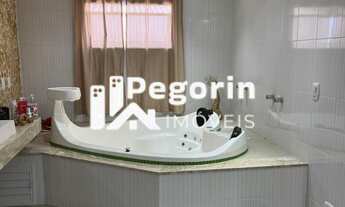 Imagem 7: Sobrado 03 qts sendo uma suíte com hidro no bairro Santa Cândida, Curitiba-PR