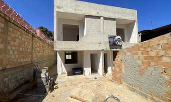 Imagem 7: Duplex em meio lote Com 3 quartos sendo 1 Suíte, no Bairro Resplendor , Igarapé - MG