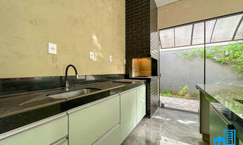 Imagem 7: Casa espaçosa com 4 suítes e quintal com piscina no Tarraf II, São José do Rio Preto, SP