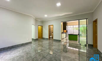 Imagem 2: Casa espaçosa com 4 suítes e quintal com piscina no Tarraf II, São José do Rio Preto, SP