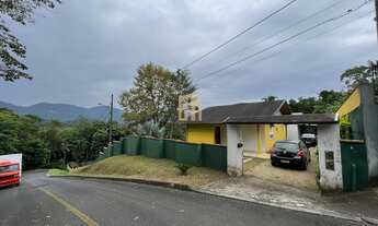 Imagem: Seu Refúgio em Meio à Cidade 1.600 m2