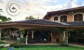 Imagem 2: Casa com 5 Suítes, Piscina e Espaço Gourmet – Pronta para Morar!