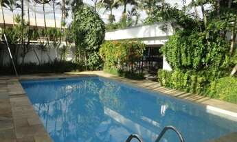 Imagem: Casa de 5 dormitórios na praia da Enseada