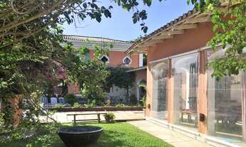 Imagem 3: Casa Padrão de 8 dormitórios para venda na Praia de Pernambuco Guarujá SP