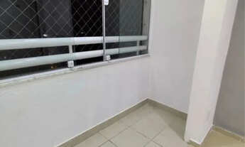 Imagem 4: Apartamento no Colina de Piatã, com 2 dormitórios, reformado, com varanda e vaga