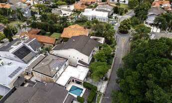 Imagem 3: Casa em Condomínio para Venda em Alphaville Santana de Parnaíba-SP