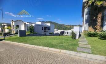 Imagem 5: Terreno em declive com vista