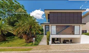 Imagem: Esquina mobiliada porteira fechada