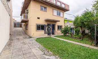 Imagem 2: Casa com 4 dormitórios (1 suíte) à venda. São 320 m² privativos por R$ 1.416.000 no bairro